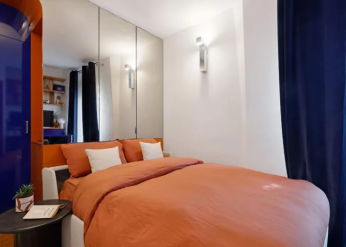 Elegant Pres De Montmartre Et Sacre-coeur *